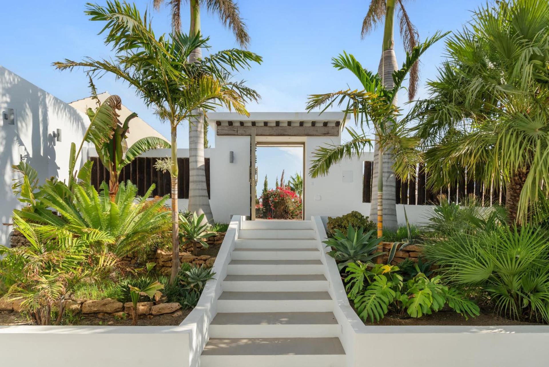 Bed & Breakfast In Villa Eden Palm Benalmadena Exterior photo